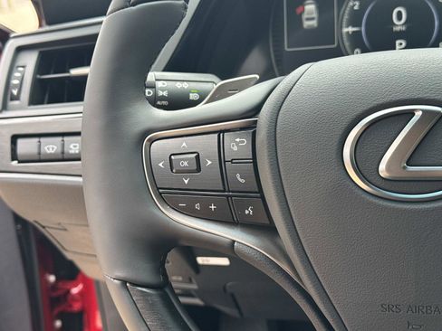 New 2025 Lexus ES 350 Ultra Luxury image 29