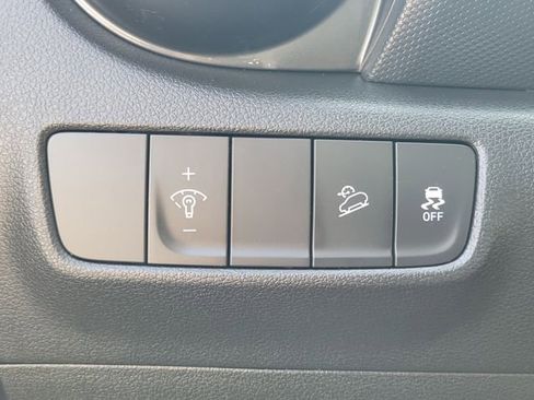 Used 2023 Hyundai Kona SEL FWD image 20