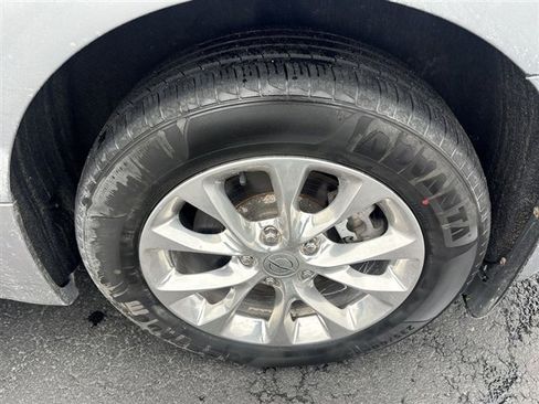Used 2021 Chrysler Pacifica Touring-L AWD/4WD image 32