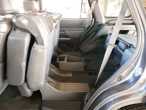 Used 2023 Toyota Sequoia 4WD image 39