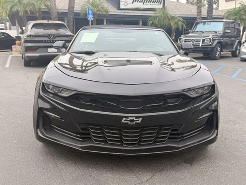 Used 2019 Chevrolet Camaro SS RWD image 2