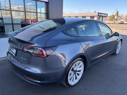 Used 2022 Tesla Model 3 Long Range image 9