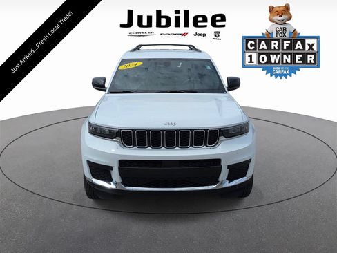 Used 2025 Jeep Grand Cherokee L Laredo w/ Luxury Tech Group I AWD/4WD image 2
