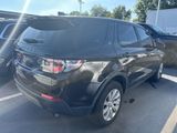 Used 2017 Land Rover Discovery Sport SE image 4