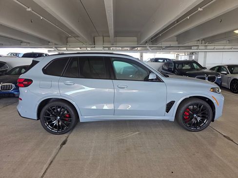 New 2026 BMW X5 sDrive40i RWD image 3
