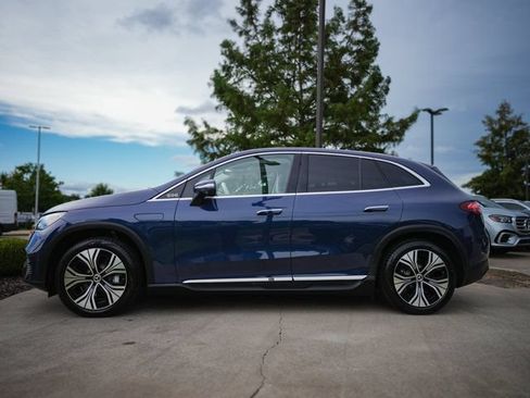 Certified 2023 Mercedes-Benz EQE 350+ 4MATIC SUV w/ Exclusive Trim Package image 10