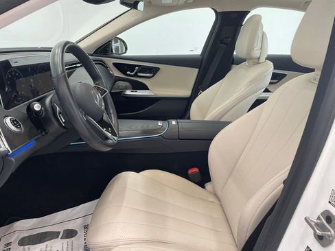 Used 2024 Mercedes-Benz E 350 4MATIC Sedan image 17