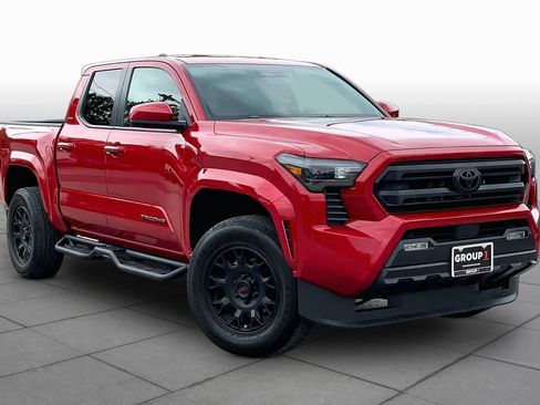 Used 2024 Toyota Tacoma SR5 RWD image 3