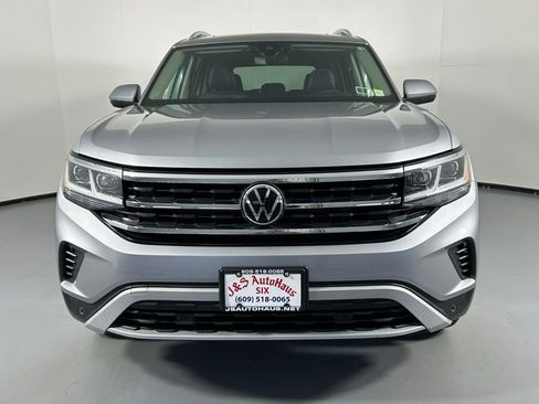Used 2023 Volkswagen Atlas SEL AWD/4WD image 2