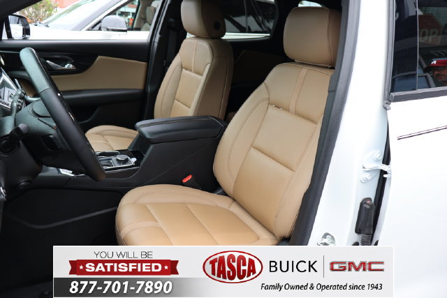 Used 2024 Chevrolet Blazer Premier w/ Enhanced Convenience Package FWD image 14