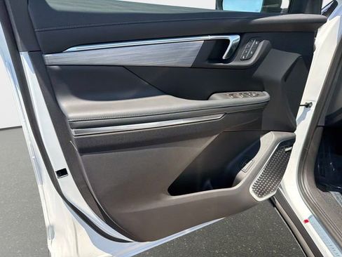 New 2026 Buick Enclave Preferred w/ Power Package FWD image 17