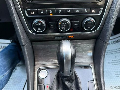 Used 2017 Volkswagen Passat 1.8T SE image 42