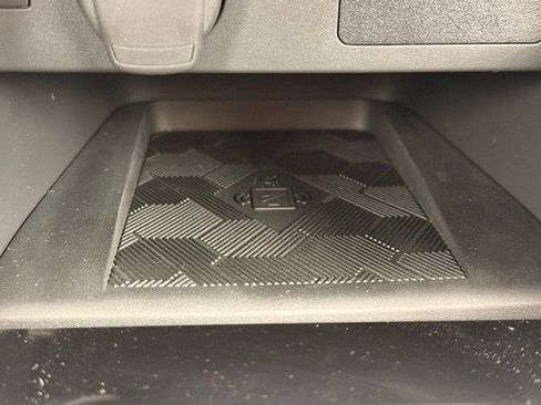 New 2025 Nissan Versa SV w/ Trunk Package image 27