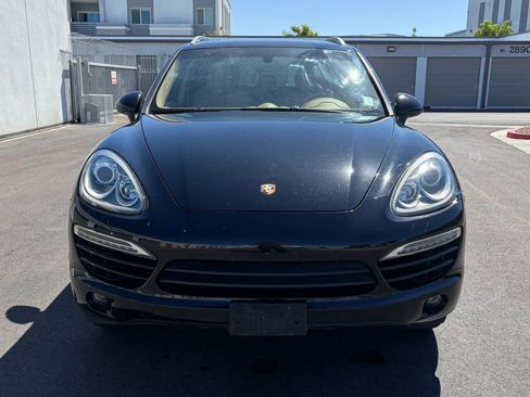 Used 2013 Porsche Cayenne Diesel w/ Convenience Pkg AWD/4WD image 8