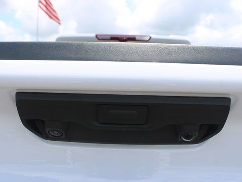 New 2026 Chevrolet Silverado 1500 LTZ w/ LTZ Premium Package AWD/4WD image 18