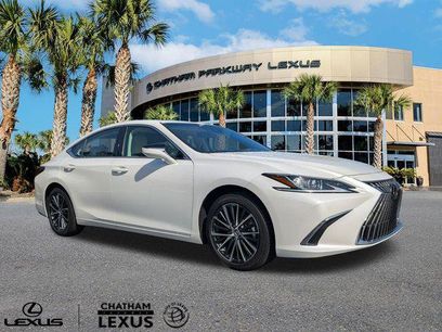 Certified 2025 Lexus ES 350 w/ Premium Package