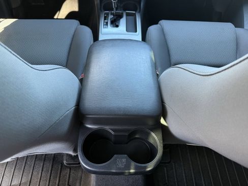 Used 2015 Toyota Tacoma PreRunner image 30