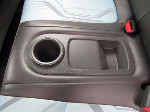 Used 2015 Chevrolet Spark LT image 26