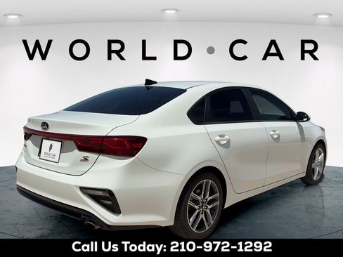 Used 2019 Kia Forte S w/ S Premium Package FWD image 3
