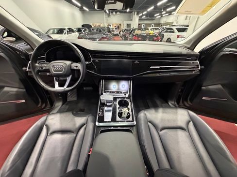 Used 2020 Audi Q7 3.0T Prestige w/ Prestige Package AWD/4WD image 40