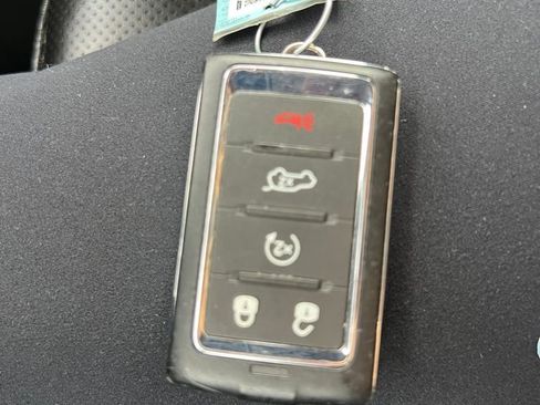 Used 2024 Jeep Grand Cherokee L Limited w/ Luxury Tech Group II image 30