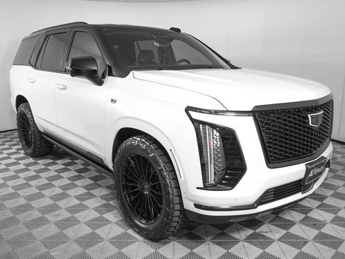 Used 2026 Cadillac Escalade Sport w/ Touring Package AWD/4WD image 2