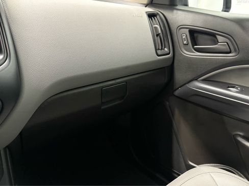 Used 2021 Chevrolet Colorado W/T image 23