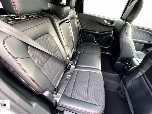 New 2026 Ford Escape ST-Line w/ Tech Pack #1 FWD image 9