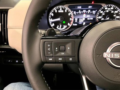 New 2025 Nissan Pathfinder SL w/ Lighting Package (N92) image 21