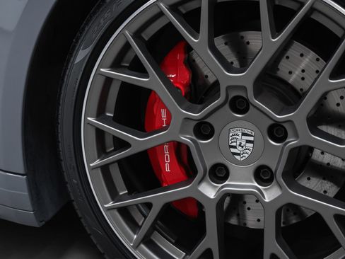 Certified 2024 Porsche 911 Carrera 4S AWD/4WD image 19