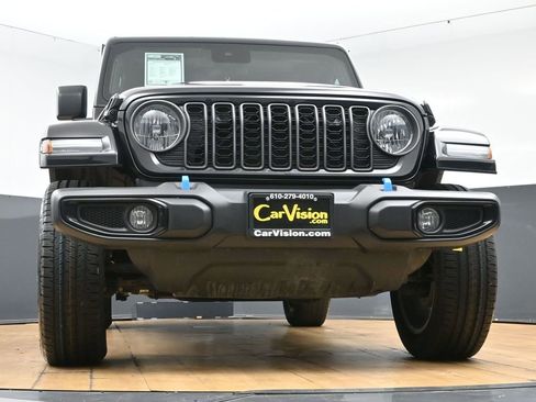 Used 2024 Jeep Wrangler Unlimited w/ Convenience Group image 52