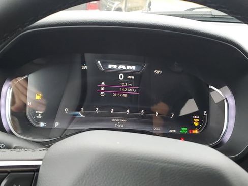 New 2026 RAM 1500 4x4 Crew Cab image 8