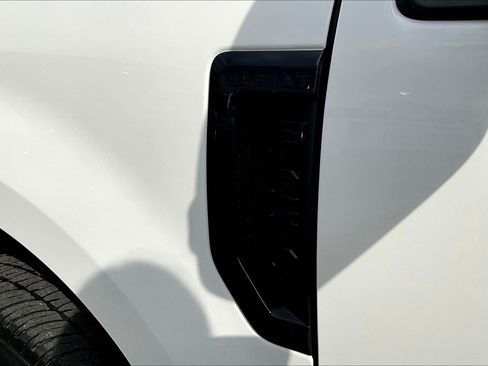 Certified 2021 Ford F250 Lariat AWD/4WD image 8