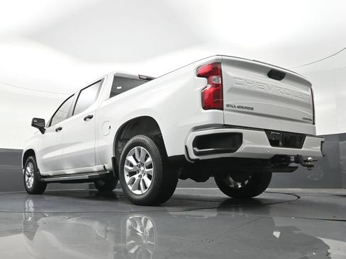 Used 2022 Chevrolet Silverado 1500 Custom RWD image 26