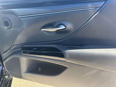 Used 2023 Lexus ES 350 w/ Premium Package image 24