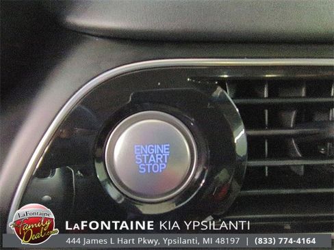 Used 2020 Genesis G70 3.3T image 21