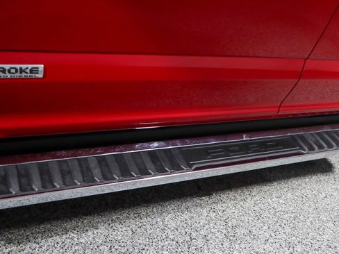 Used 2022 Ford F250 Lariat w/ Lariat Ultimate Package image 12