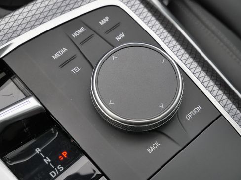 Used 2025 BMW 430i xDrive w/ Premium Package image 27