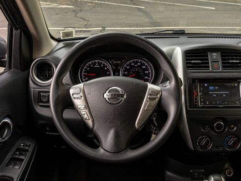 Used 2019 Nissan Versa SV FWD image 17