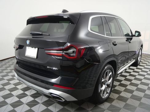 Used 2024 BMW X3 sDrive30i RWD image 3