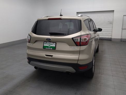 Used 2017 Ford Escape Titanium FWD image 7