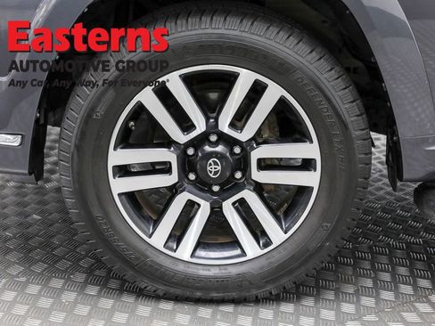 Used 2015 Toyota 4Runner Limited image 96