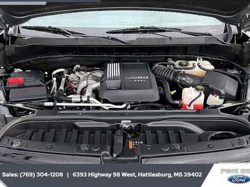 Used 2023 Chevrolet Silverado 1500 High Country image 8