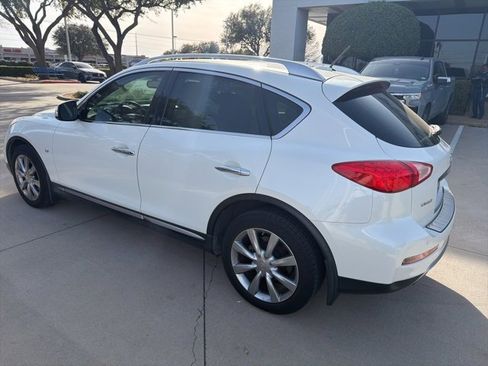 Used 2016 INFINITI QX50 2WD w/ Premium Plus Package image 4