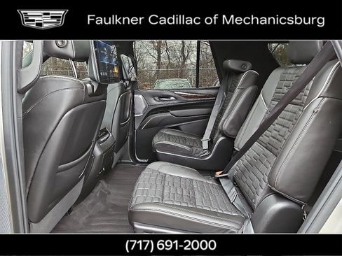Used 2024 Cadillac Escalade Sport Platinum w/ LPO, ONYX Package image 10