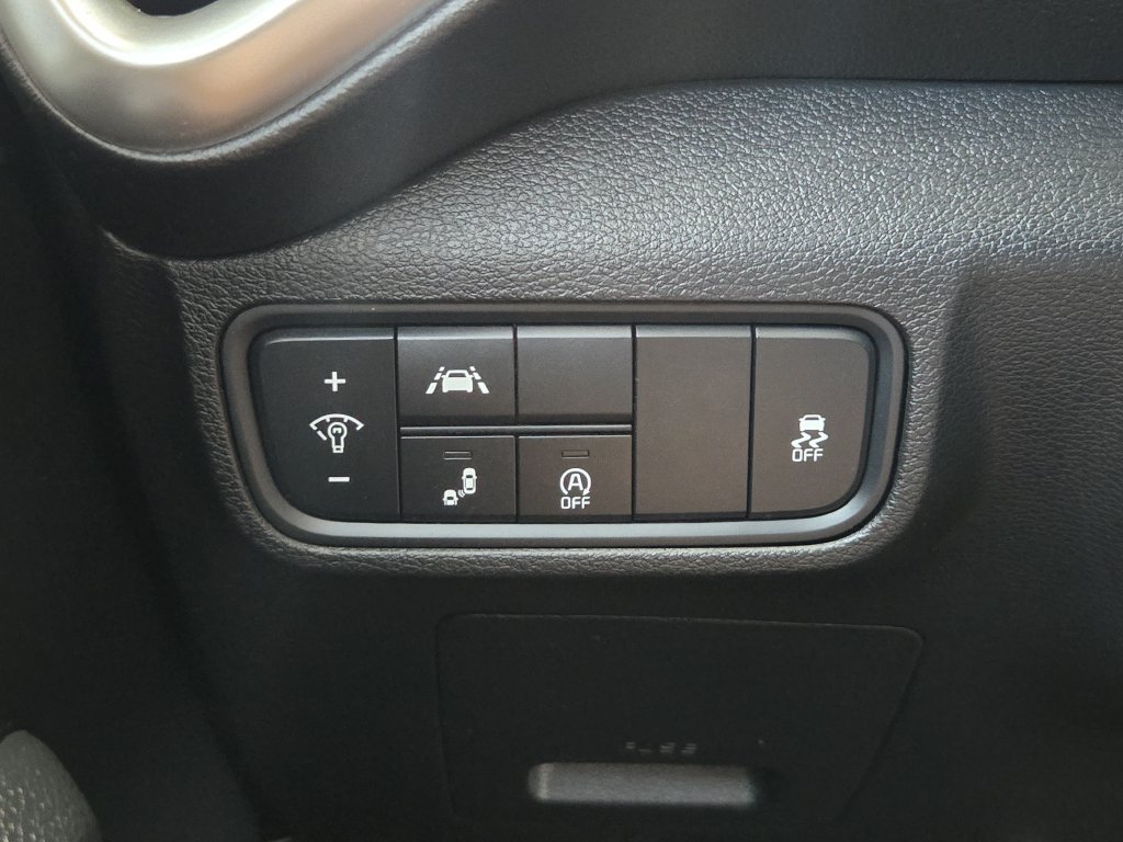 Used 2022 Kia Soul LX w/ Technology Package FWD image 24