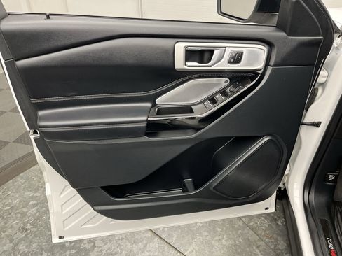 Used 2021 Ford Explorer ST w/ Equipment Group 401A image 9