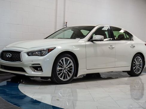 Used 2023 INFINITI Q50 Luxe w/ Cargo Package RWD image 4