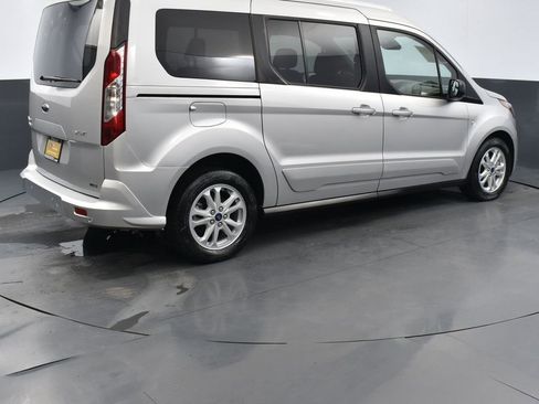 Certified 2021 Ford Transit Connect XLT image 4