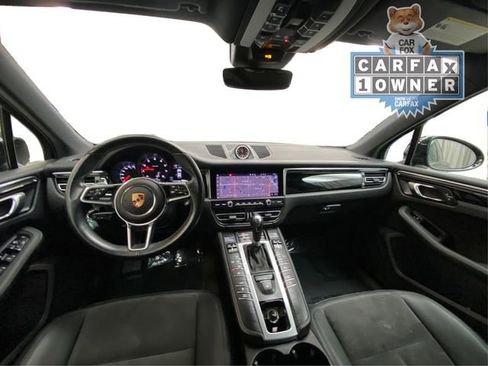 Used 2021 Porsche Macan image 24